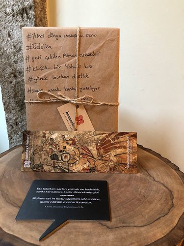 Blind Date with a Book BD00059