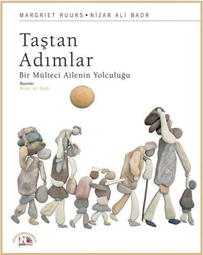 Taştan Adımlar-Bir Mülteci Ailenin Yolculuğu