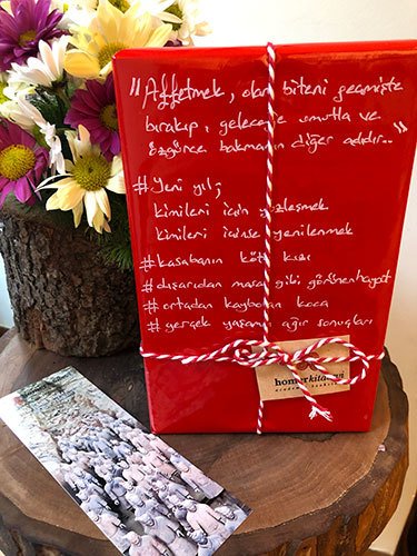 Blind Date with a Book BD00064
