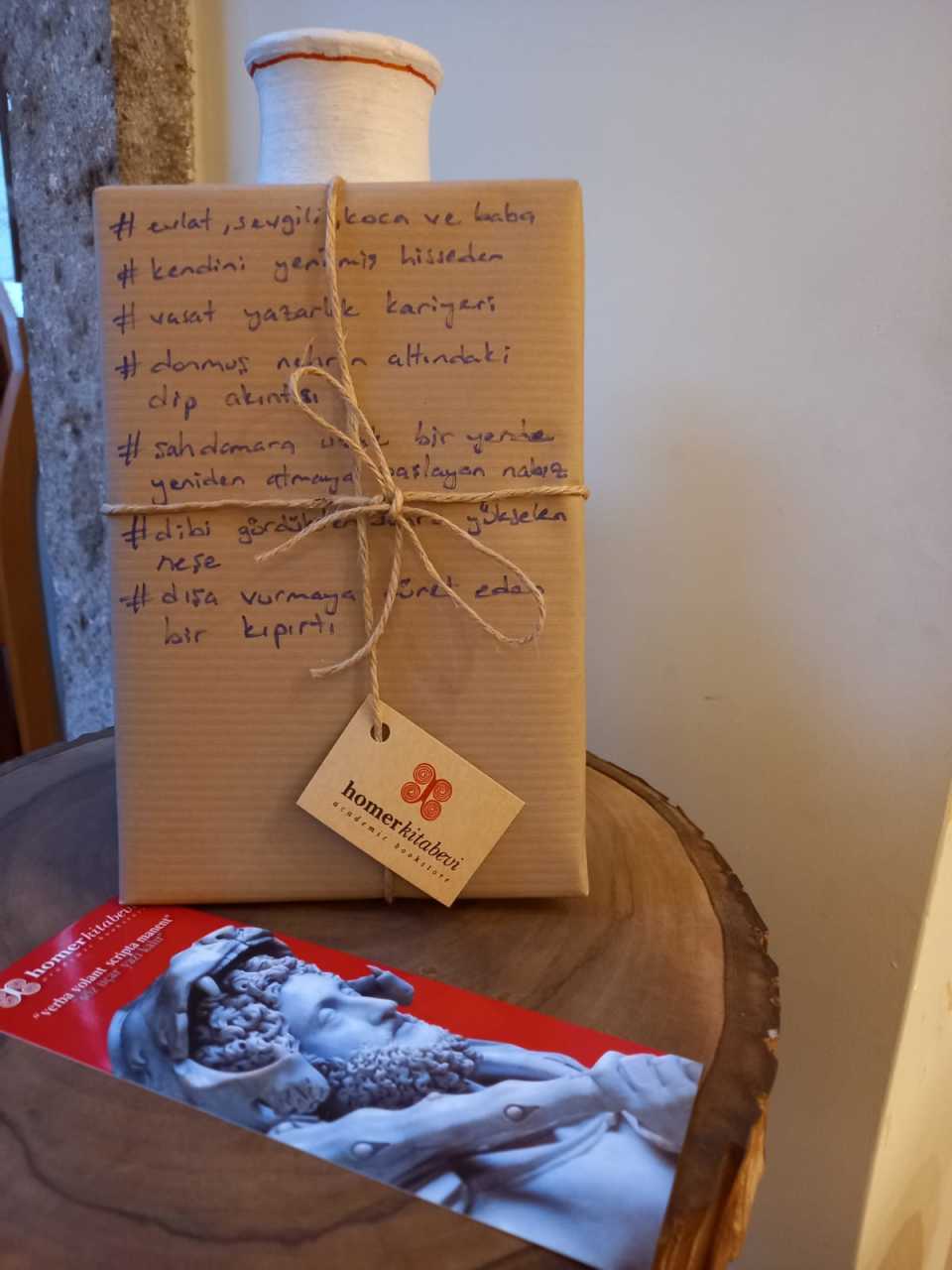 Blind Date with a Book BD00109